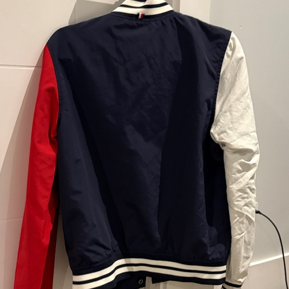 Tommy Hilfilger vintage Men's Varsity Jacket in Navy, White, and Red - Picture 6 of 6